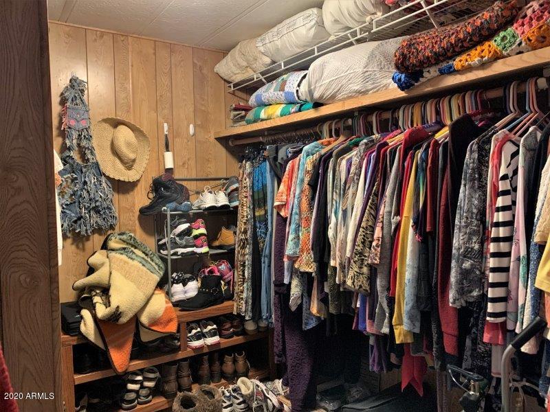 1119 West Birchwood Road Payson, AZ 85541 - Photo 14 of 33 Walk-In Closet