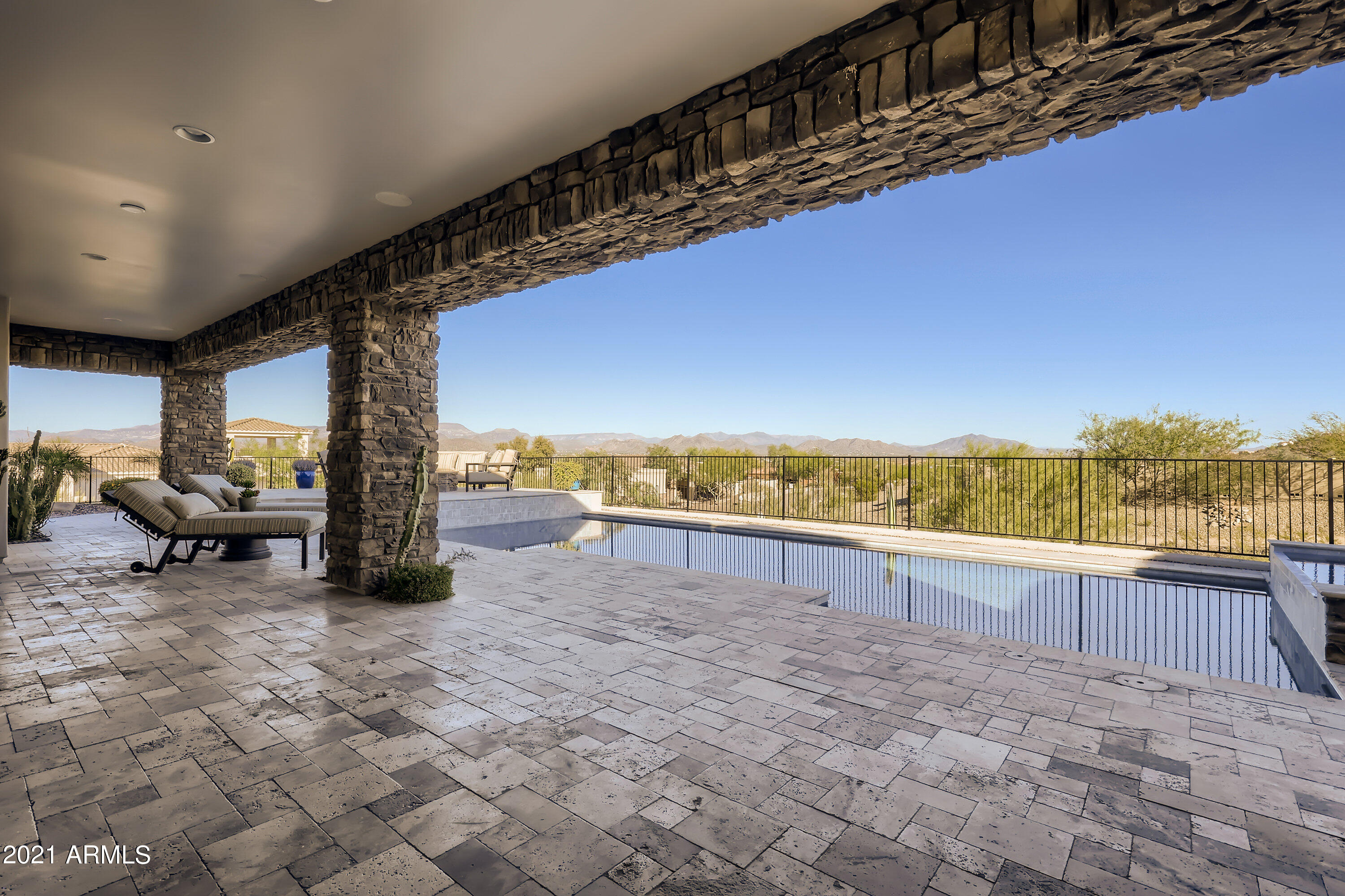 621 West Rock View Road Phoenix, AZ 85085 - Photo 3 of 40 Patio