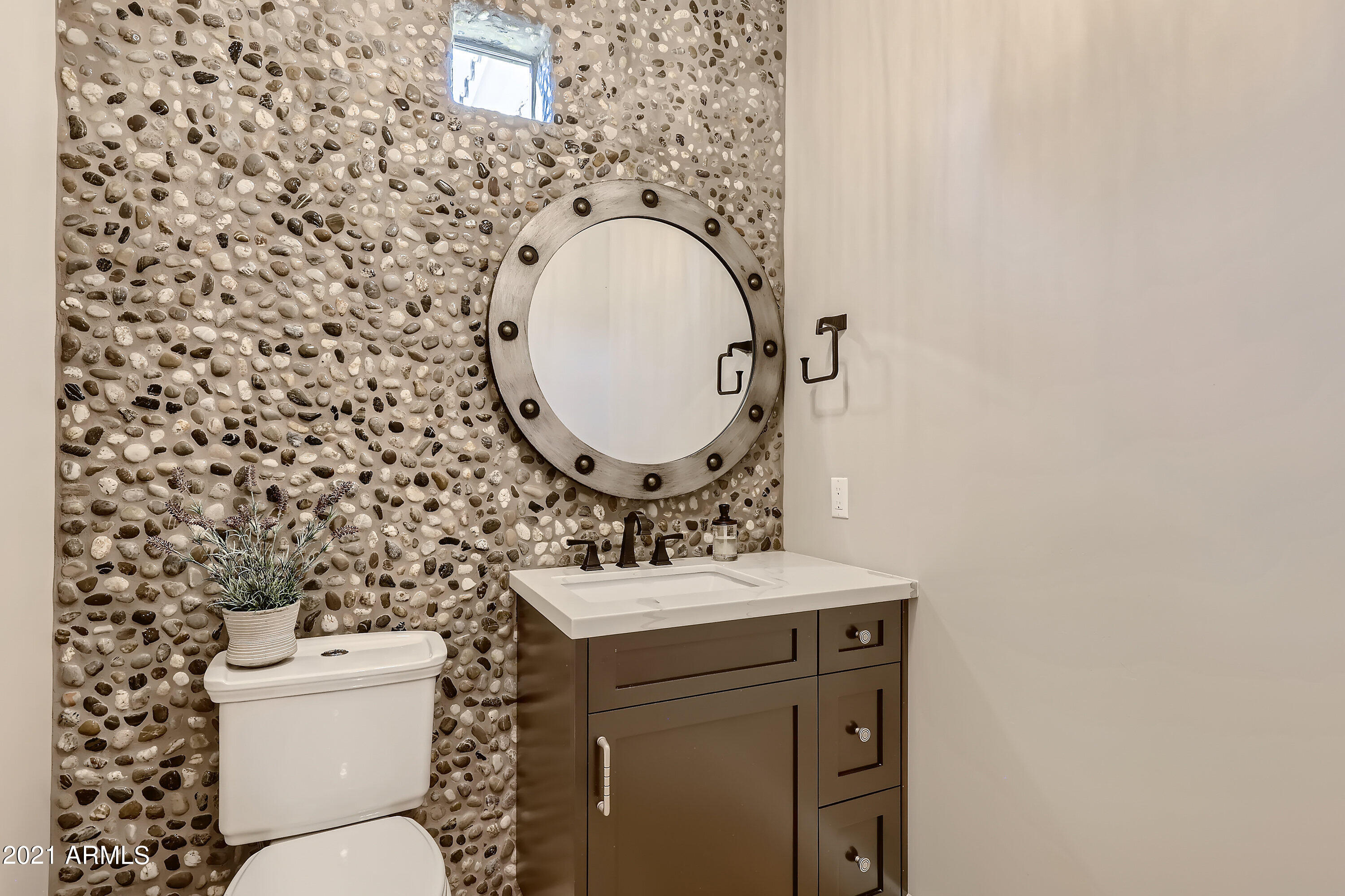 621 West Rock View Road Phoenix, AZ 85085 - Photo 34 of 40 Half Bath