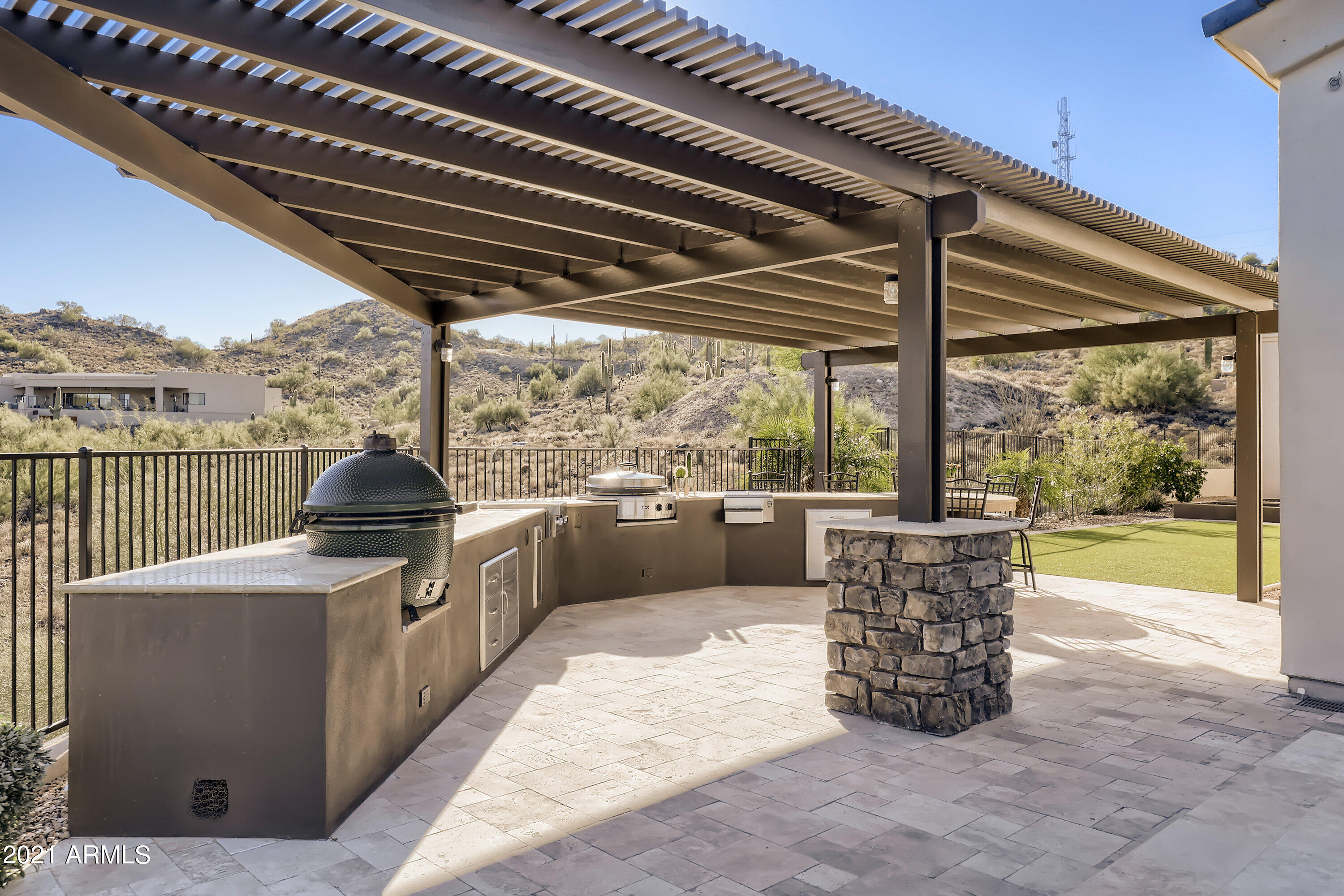 621 West Rock View Road Phoenix, AZ 85085 - Photo 6 of 40 Outdoor BBQ/dining area