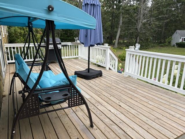 567 Main Street Mashpee, MA 02649 - Photo 5 of 23 Back Porch