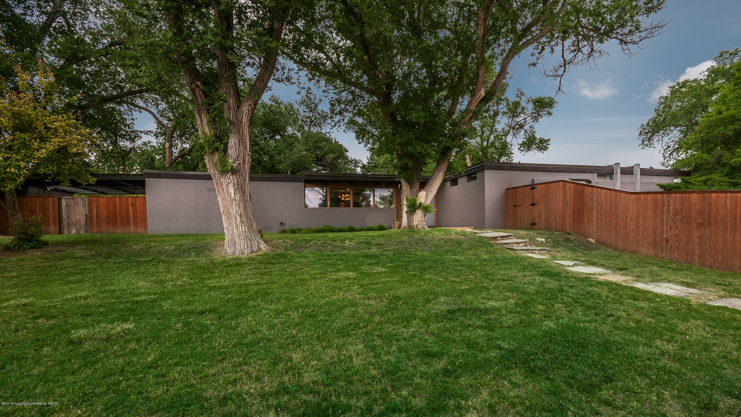 4216 Gem Lake Road Amarillo, TX 79106 - Photo 1 of 29 Front