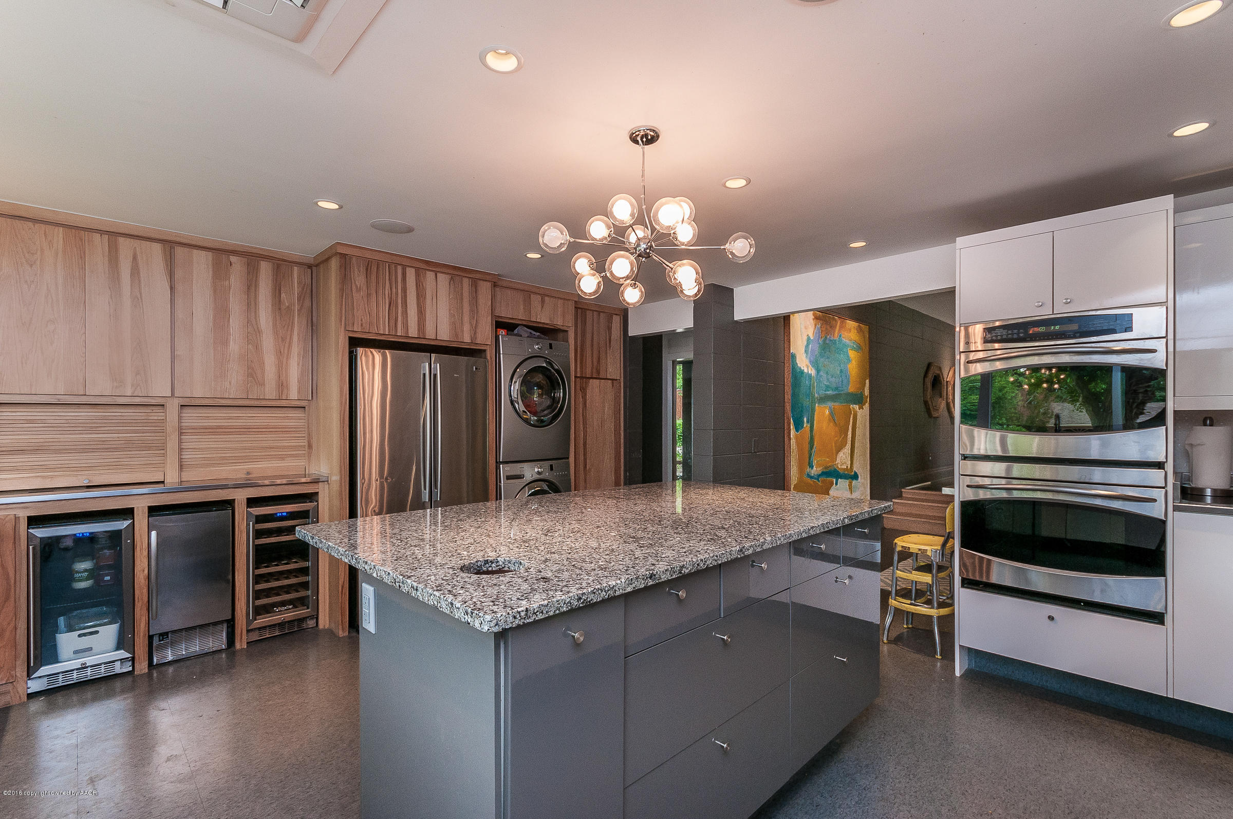 4216 Gem Lake Road Amarillo, TX 79106 - Photo 6 of 29 Kitchen