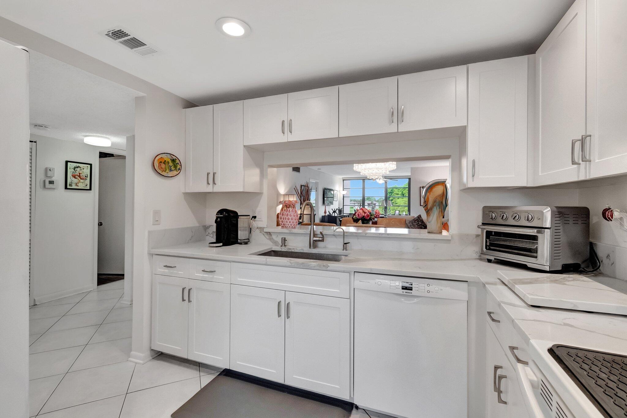 15075 Witney Road, Unit 212 Delray Beach, FL 33484 - Photo 24 of 72 30-web-or-mls-DSC_9070