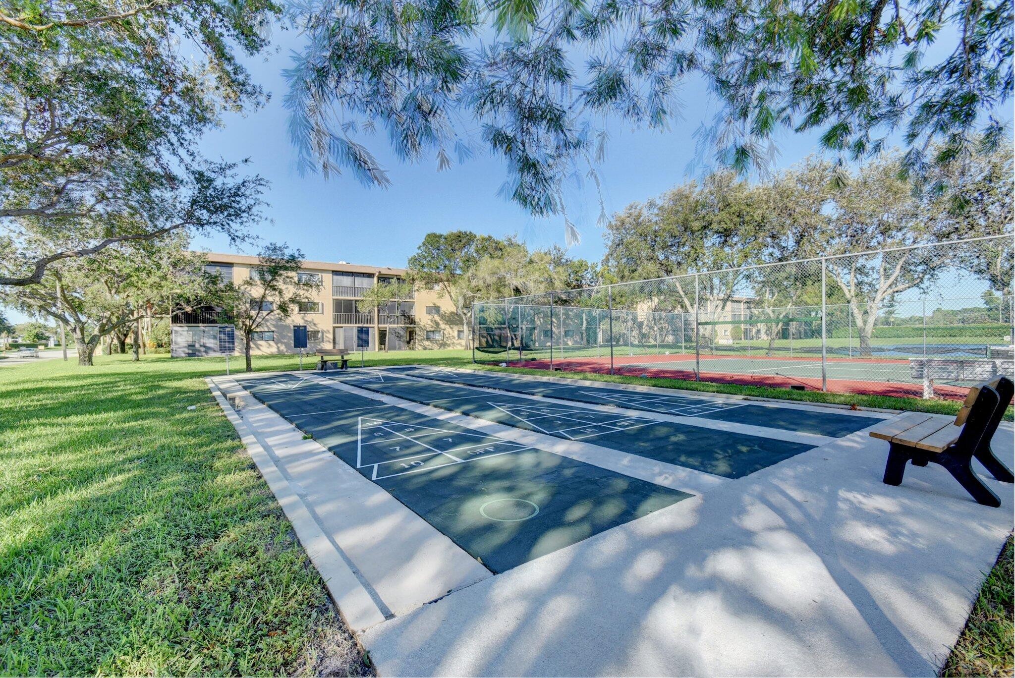 15075 Witney Road, Unit 212 Delray Beach, FL 33484 - Photo 57 of 72 67-web-or-mls-Lakes of Delray (30)