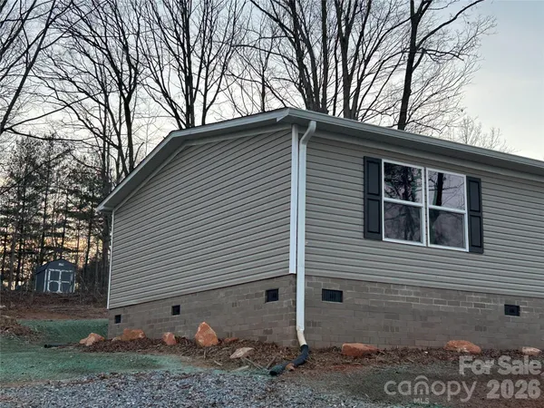 $244,500 | 175 Shilah Ln Drive, Unit 8, Nebo, NC 28761