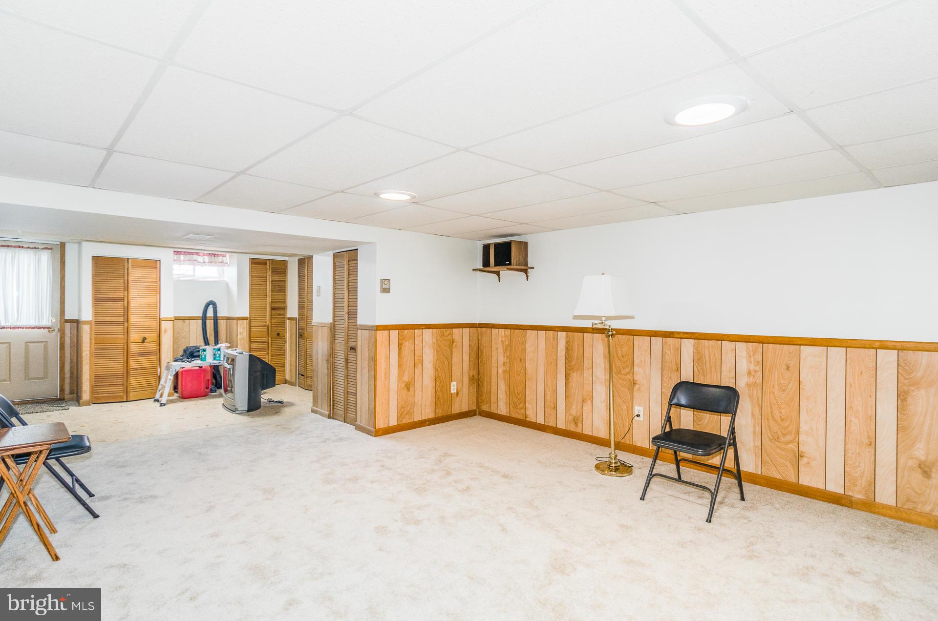 2104 Sunnythorn Road Middle River, MD 21220 - Photo 18 of 29 Family Room