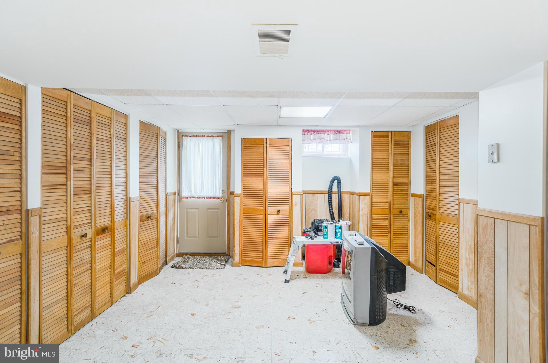 2104 Sunnythorn Road Middle River, MD 21220 - Photo 23 of 29 Laundry Room