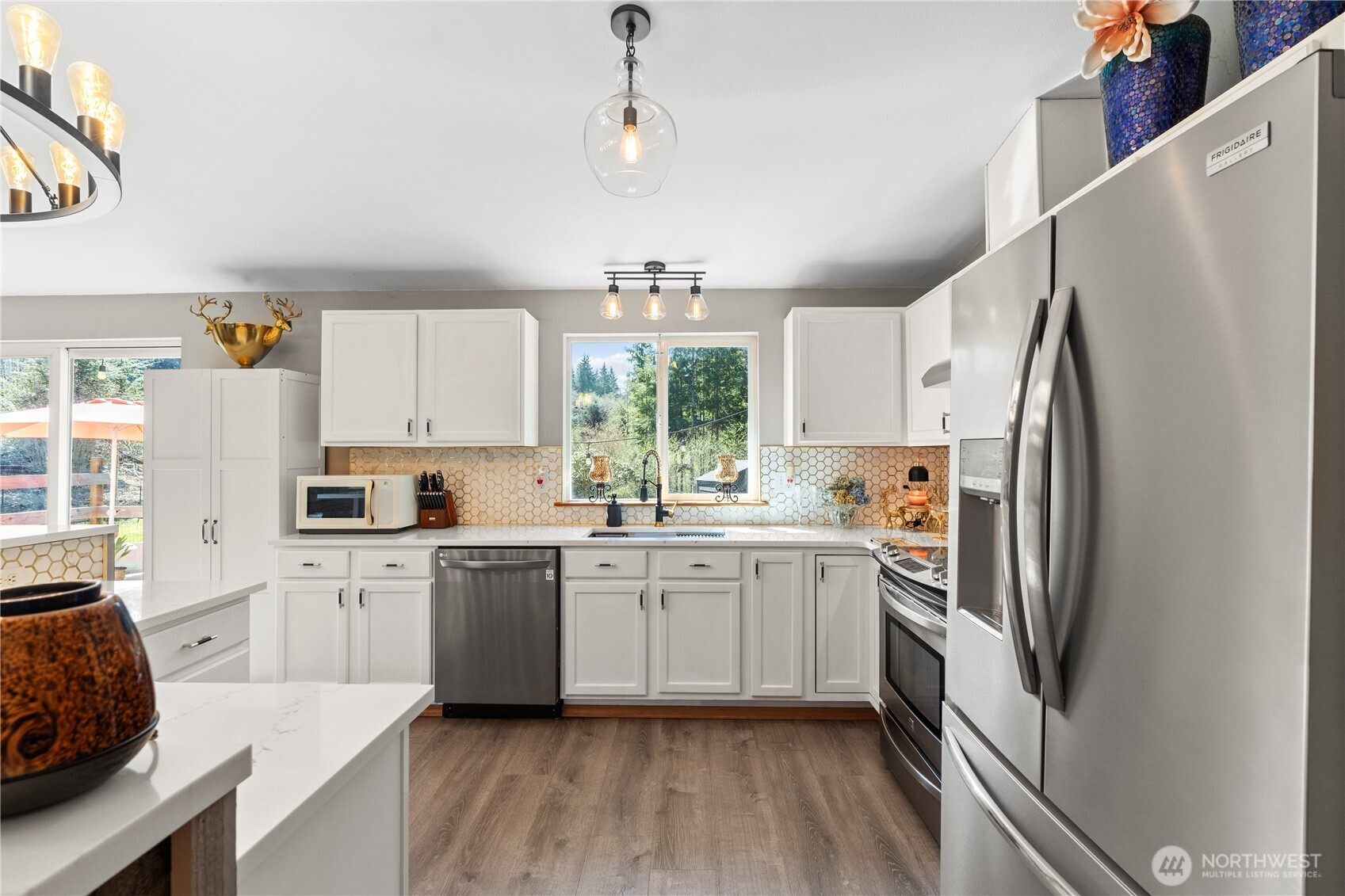 599 Ocean Beach Road Hoquiam, WA 98550 - Photo 11 of 40 Gallery Image 11