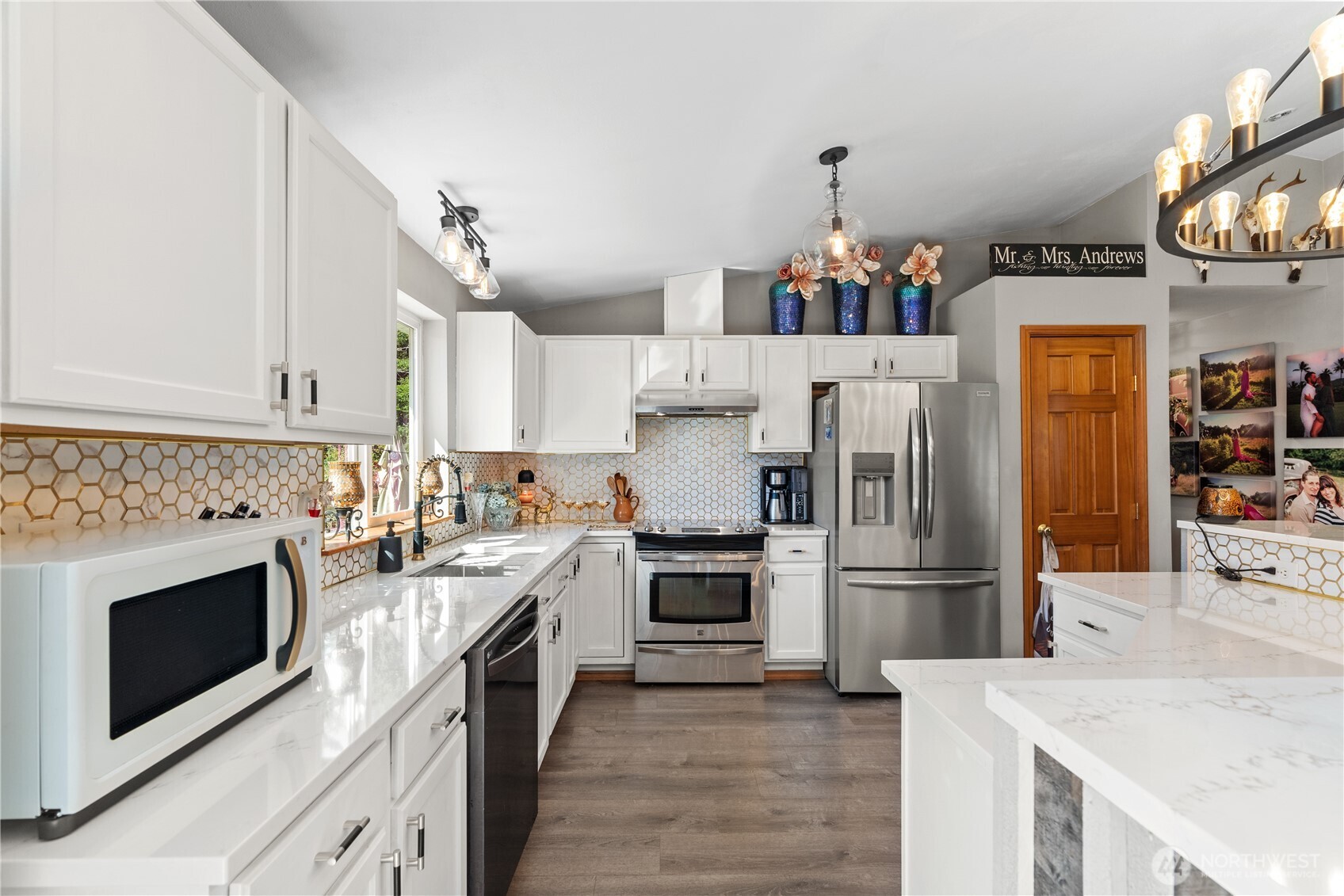 599 Ocean Beach Road Hoquiam, WA 98550 - Photo 12 of 40 Gallery Image 12