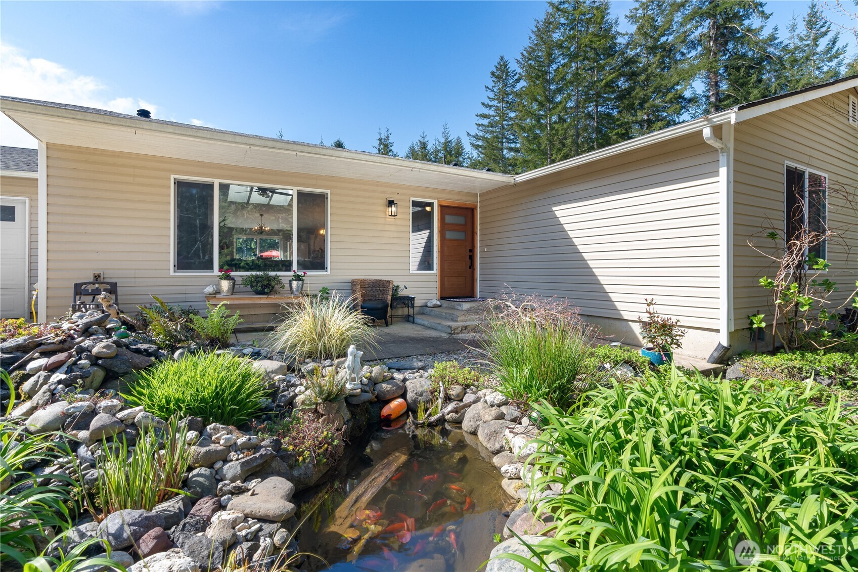 599 Ocean Beach Road Hoquiam, WA 98550 - Photo 2 of 40 Gallery Image 2