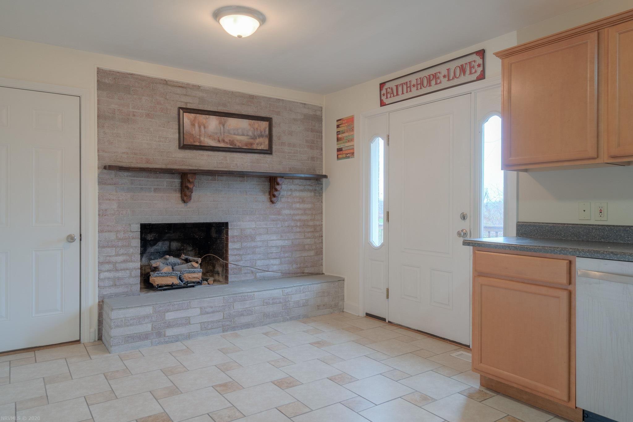 2150 Peppers Ferry Road Pulaski, VA 24301 - Photo 13 of 36 Gallery Image 13