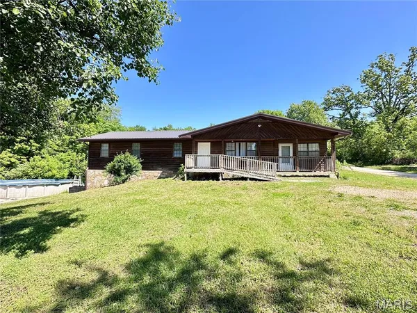$215,000 | 112 3rd Street, Grandin, MO 63943