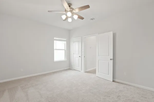 $2,339 | 209 Banyon Drive, Georgetown, TX 78628