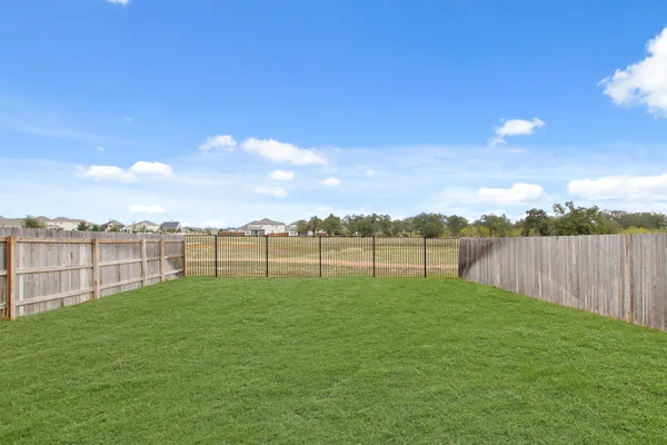 $2,339 | 209 Banyon Drive, Georgetown, TX 78628