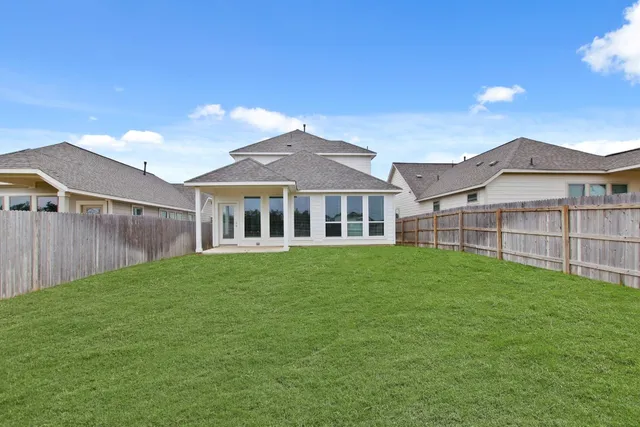 $2,399 | 209 Banyon Drive, Georgetown, TX 78628