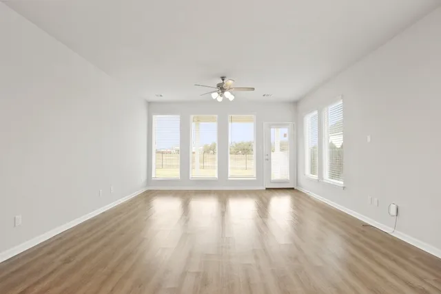 $2,399 | 209 Banyon Drive, Georgetown, TX 78628