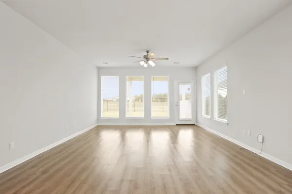 $2,339 | 209 Banyon Drive, Georgetown, TX 78628