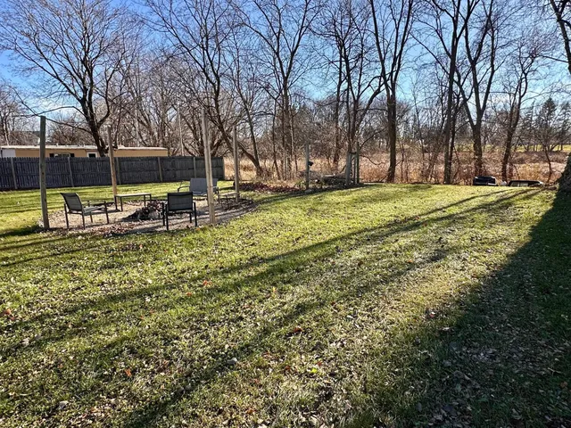 $219,000 | 101 Axel Avenue East, Grove City, MN 56243