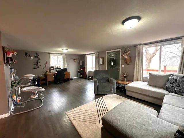 $219,000 | 101 Axel Avenue East, Grove City, MN 56243