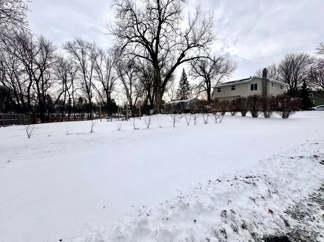 $219,000 | 101 Axel Avenue East, Grove City, MN 56243