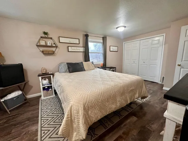 $219,000 | 101 Axel Avenue East, Grove City, MN 56243