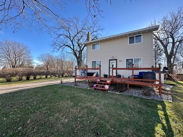 $219,000 | 101 Axel Avenue East, Grove City, MN 56243