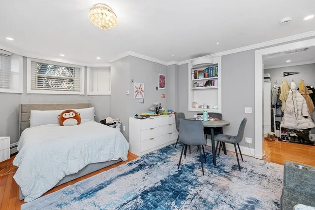 $8,650,000 | 365 Beacon Street, Boston, MA 02116