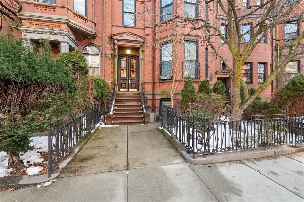 365 Beacon Street Boston, MA 02116 - Photo 34 of 36