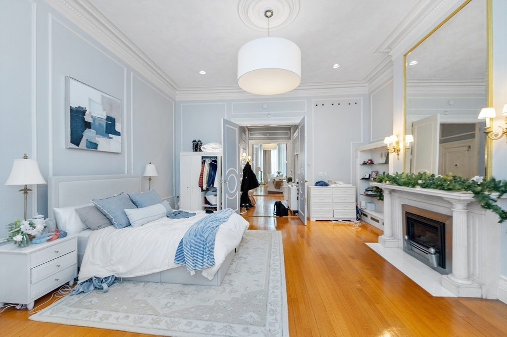 365 Beacon Street Boston, MA 02116 - Photo 8 of 36