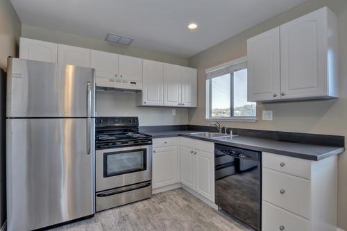 2130 Valerga Drive Belmont, CA 94002 - Photo 3 of 13