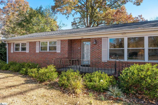 $290,000 | 112 Dogwood Lane, Greer, SC 29651