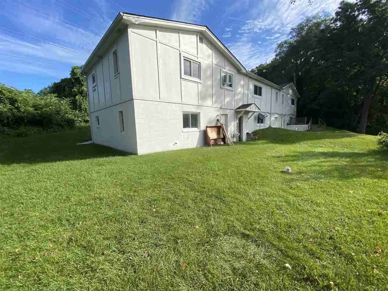 1298 East Highland Road Highland, MI 48357 - Photo 3 of 35