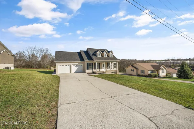 $600,000 | 252 Perkins Lane, Jacksboro, TN 37757