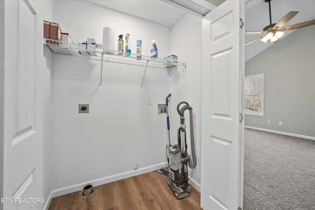 $600,000 | 252 Perkins Lane, Jacksboro, TN 37757