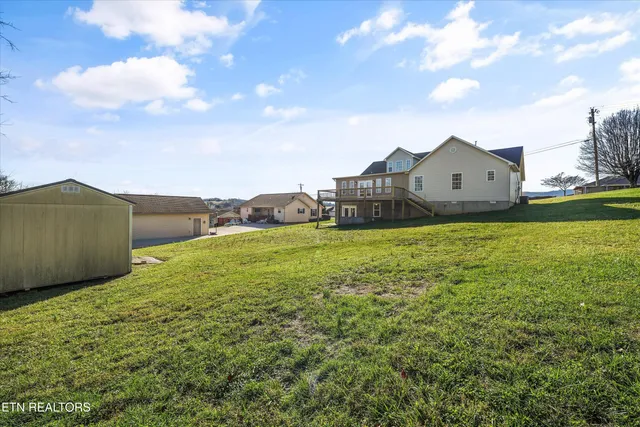 $600,000 | 252 Perkins Lane, Jacksboro, TN 37757