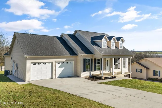 $600,000 | 252 Perkins Lane, Jacksboro, TN 37757