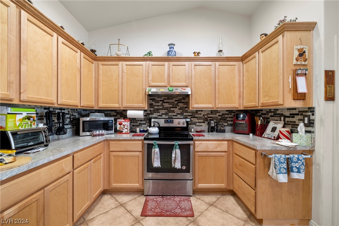 1020 Factory Road Pahrump, NV 89048 - Photo 12 of 30 Gallery Image 12