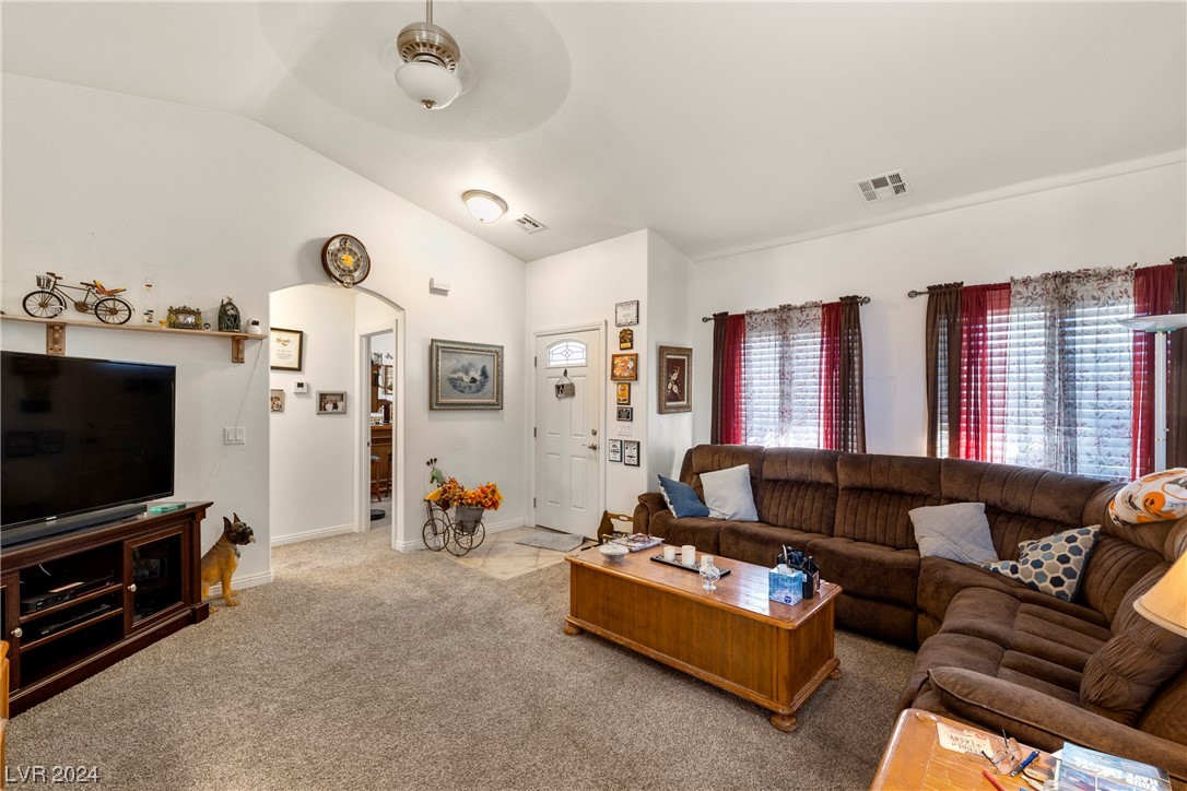 1020 Factory Road Pahrump, NV 89048 - Photo 5 of 30 Gallery Image 5