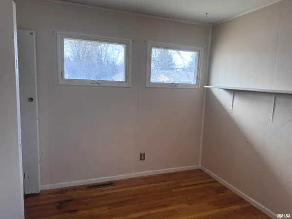 $73,500 | 16 Arizona Drive, Decatur, IL 62526