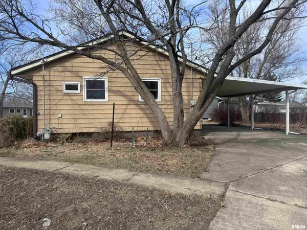 $73,500 | 16 Arizona Drive, Decatur, IL 62526