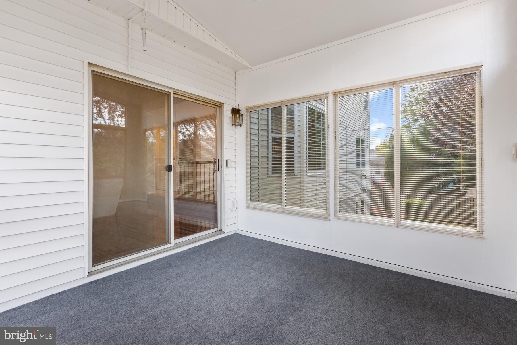 8915 Santeetlah Road Clinton, MD 20735 - Photo 20 of 41 Sunroom