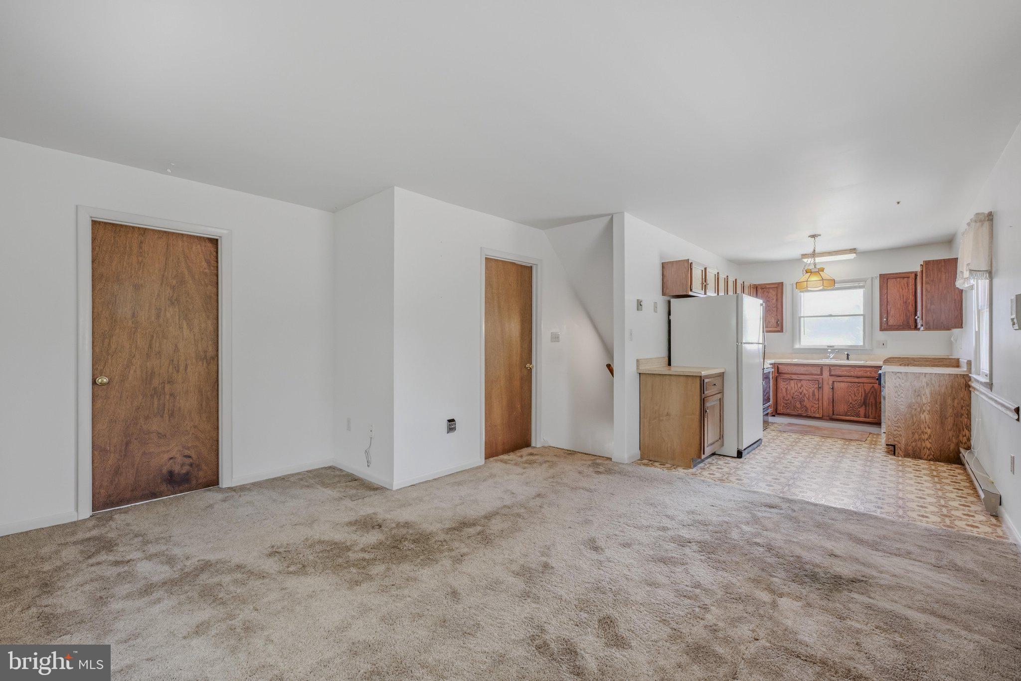 11728 White Hall Road Smithsburg, MD 21783 - Photo 38 of 71 Living Room 2