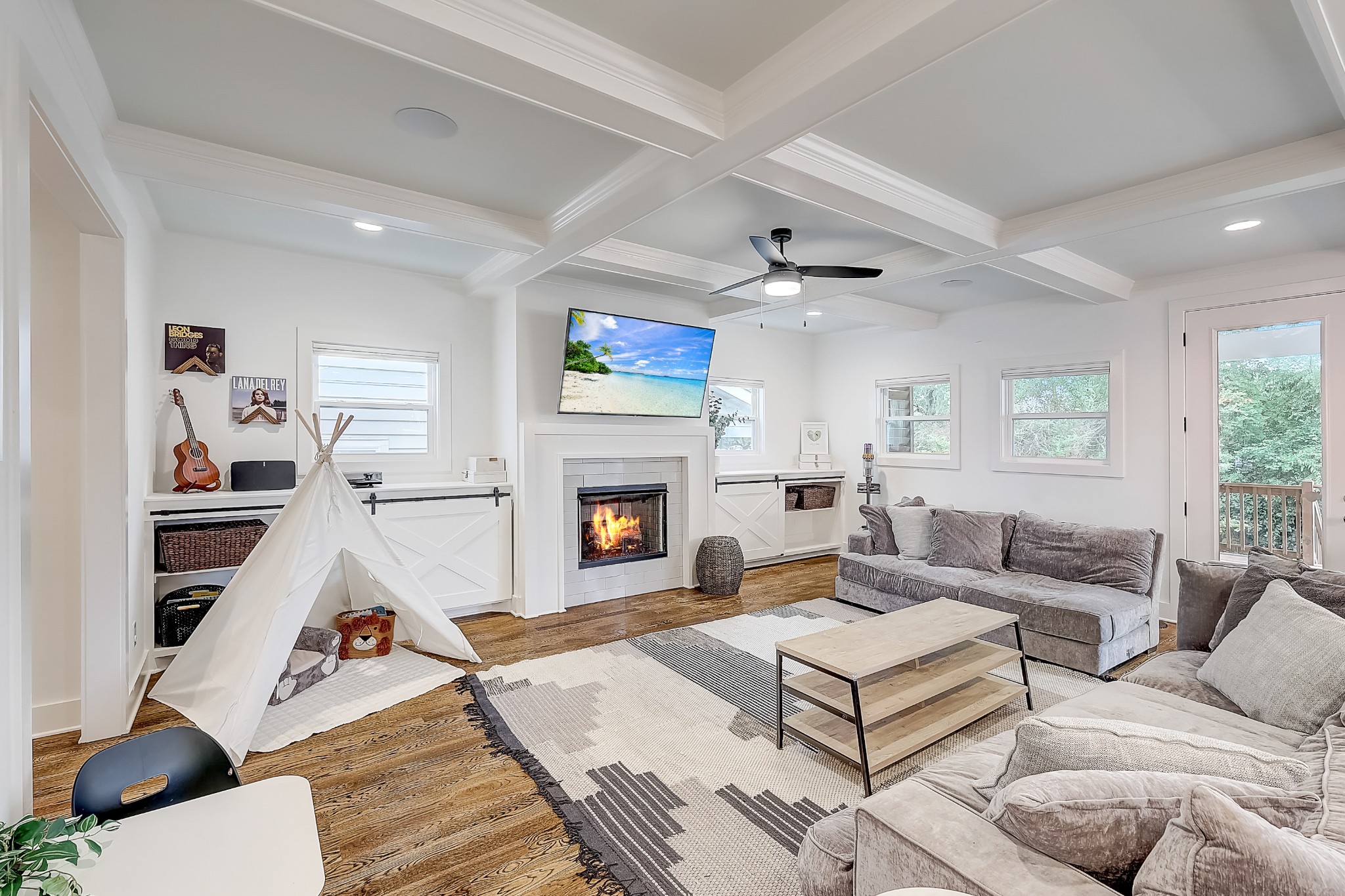 2010 Sheridan Road Nashville, TN 37206 - Photo 12 of 62 a living room with furniture and a fireplace