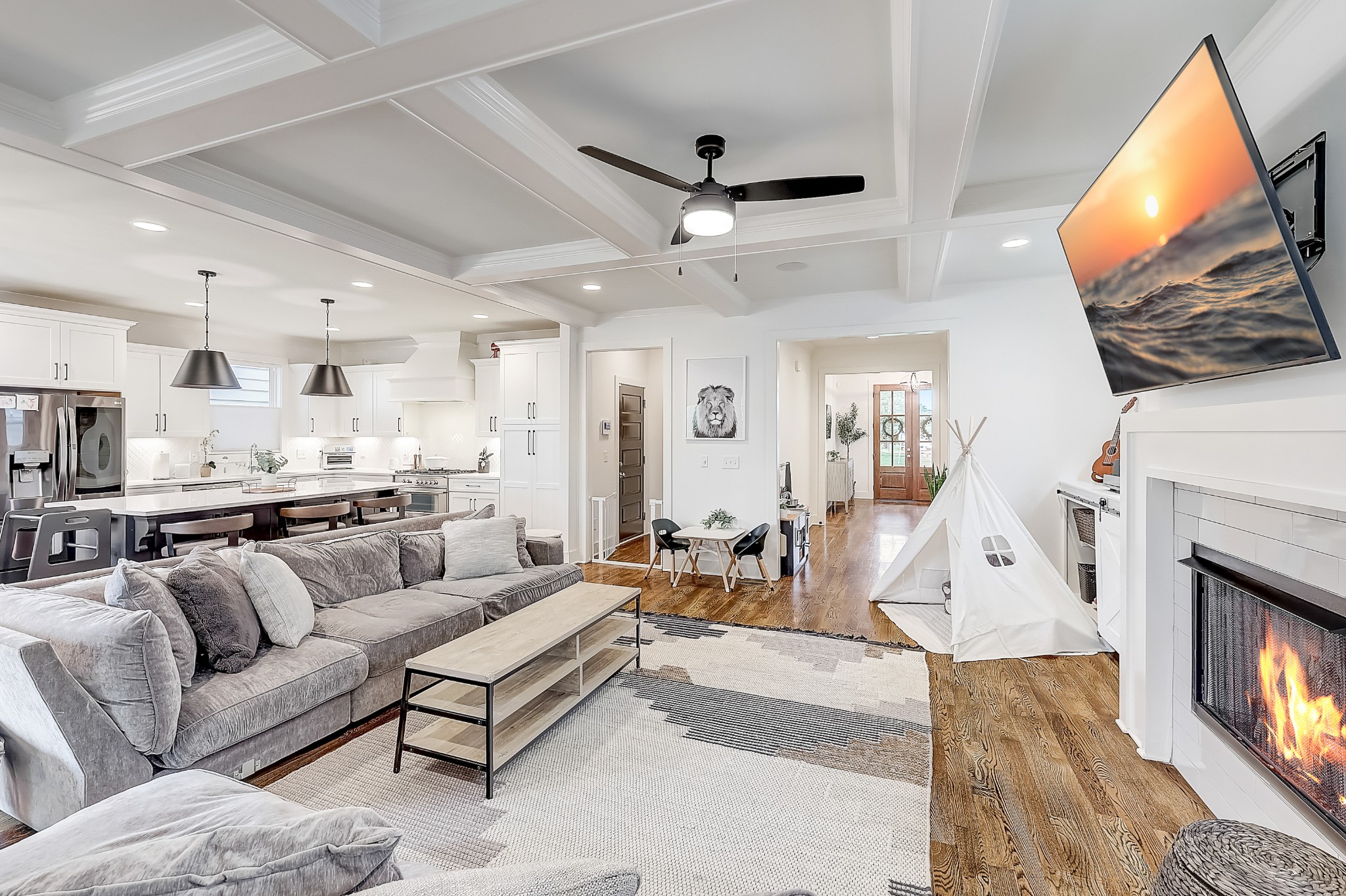 2010 Sheridan Road Nashville, TN 37206 - Photo 14 of 62 a living room with furniture and a fireplace