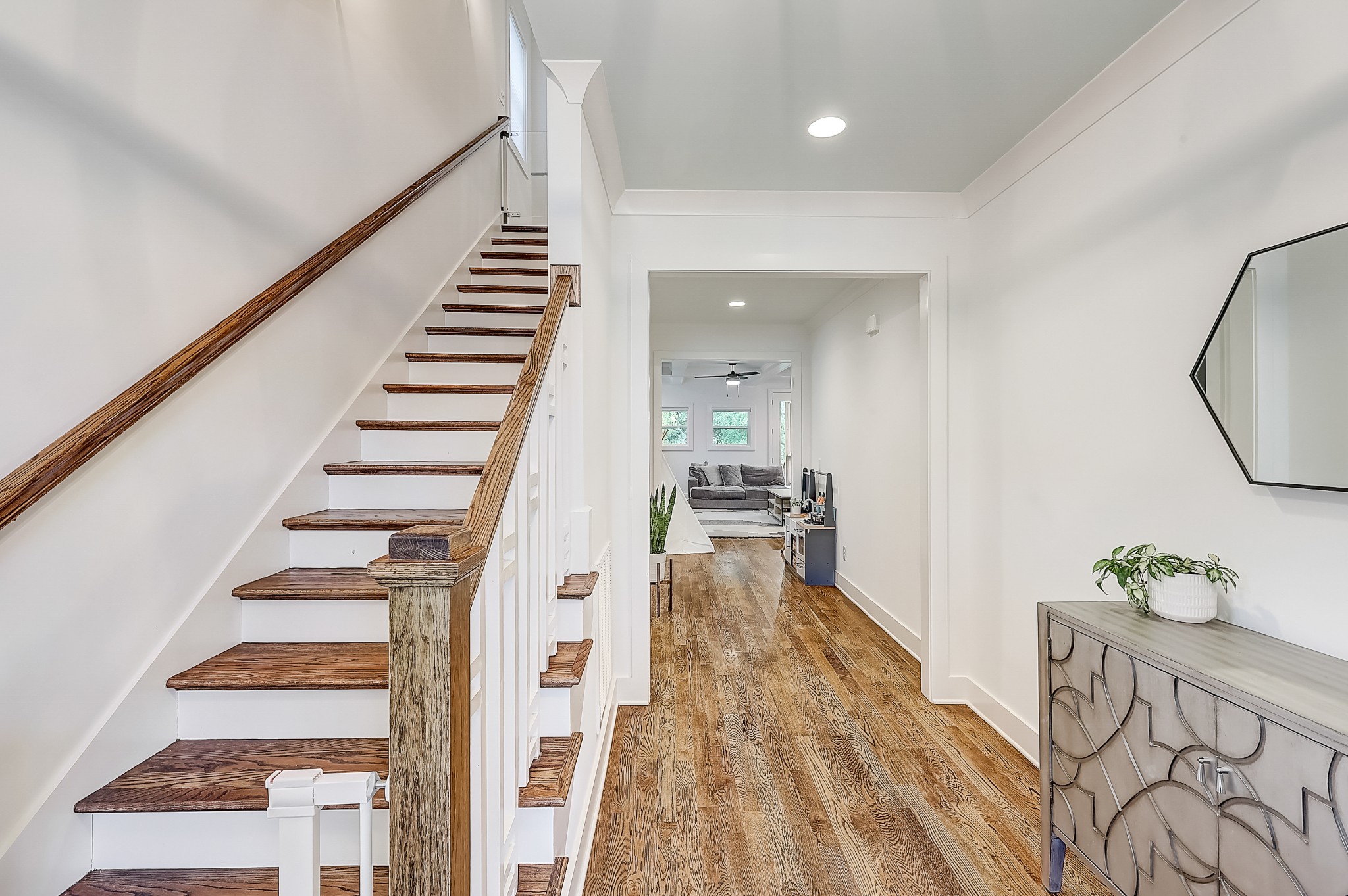 2010 Sheridan Road Nashville, TN 37206 - Photo 8 of 62