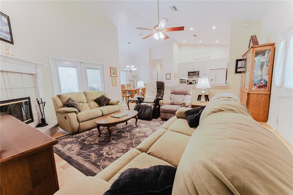 1491 South Tanner Road Orlando, FL 32820 - Photo 4 of 30 Gallery Image 4