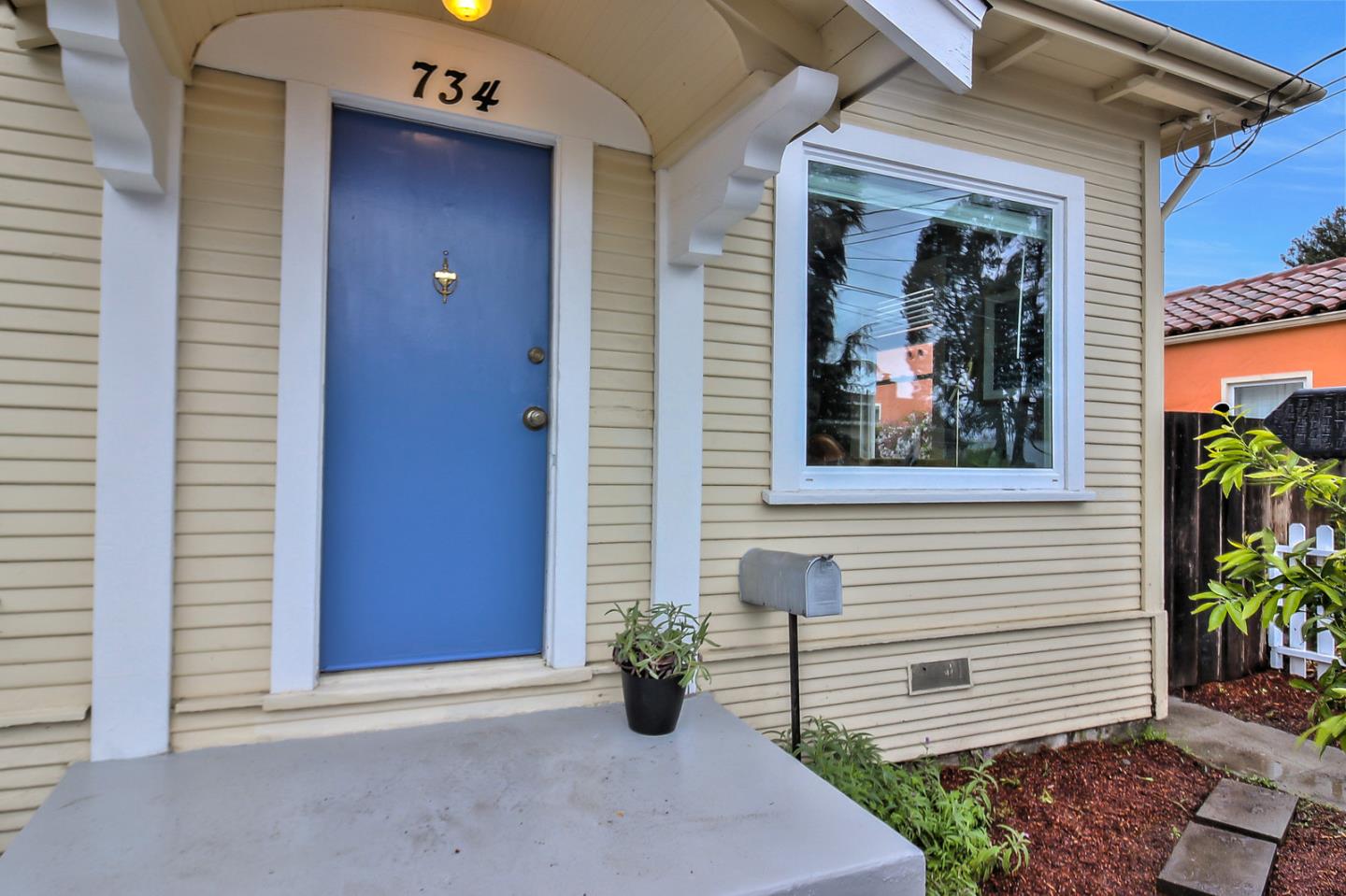 734 Riverside Avenue Santa Cruz, CA 95060 - Photo 3 of 22 Gallery Image 3