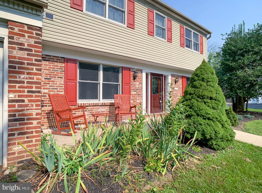 Porch area