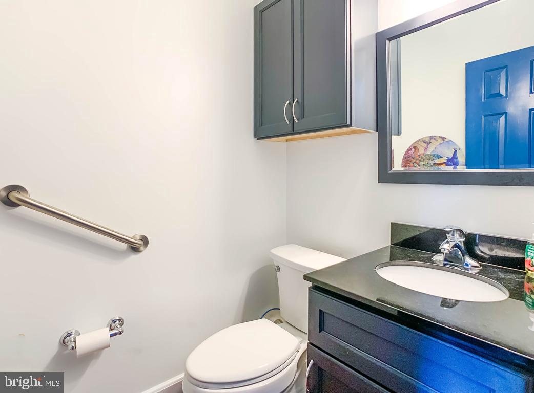 348 Michael Road Yardley, PA 19067 - Photo 11 of 26 Powder room (renovated 2020)